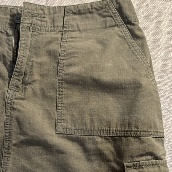 Eddie Bauer Khaki Green Mini Skirt Size 10 - Picture 4 of 9